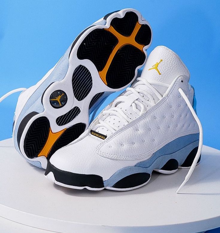 Jordan 13 UNC