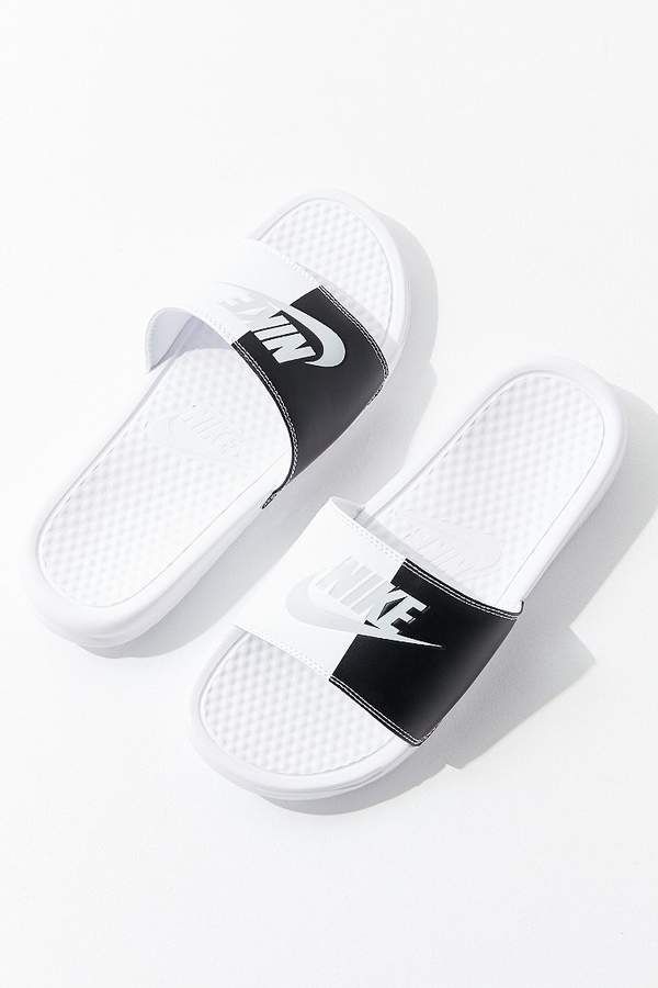 Nike Benassi Slide